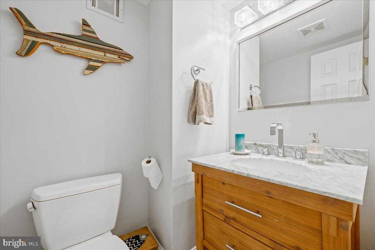 8101 Whittier Blvd photo 18