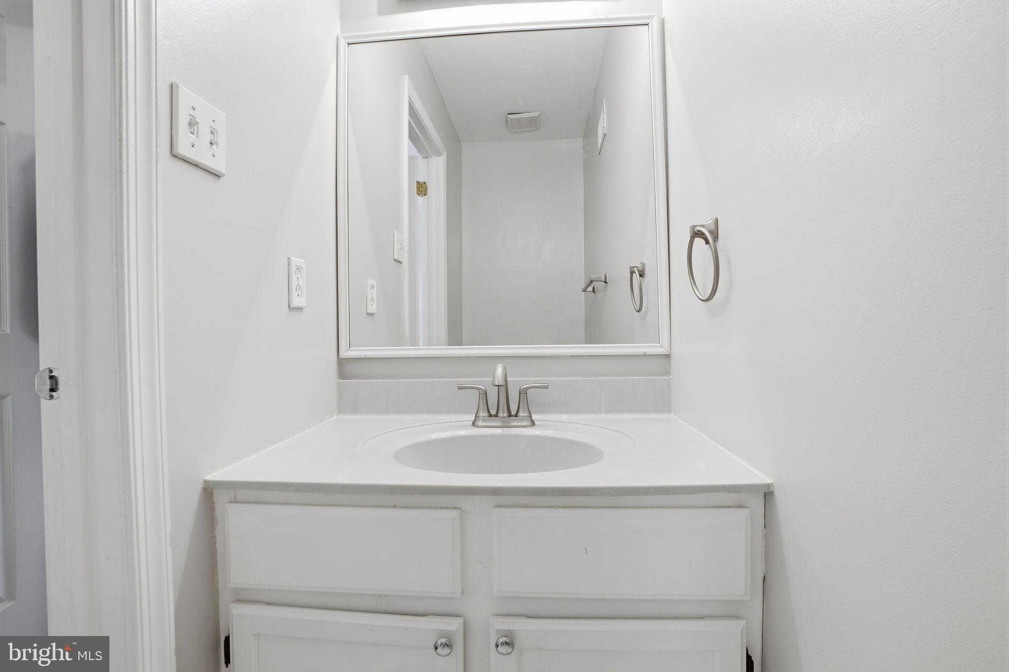 3012 Peacock Dr photo 30