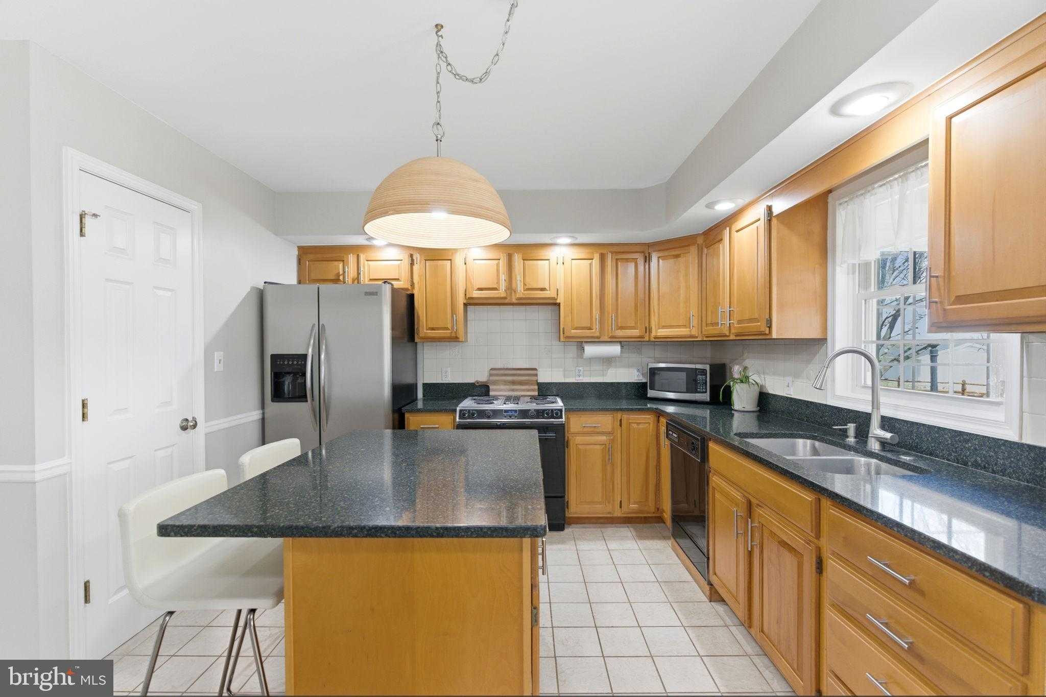 34 Renaissance Dr photo 35