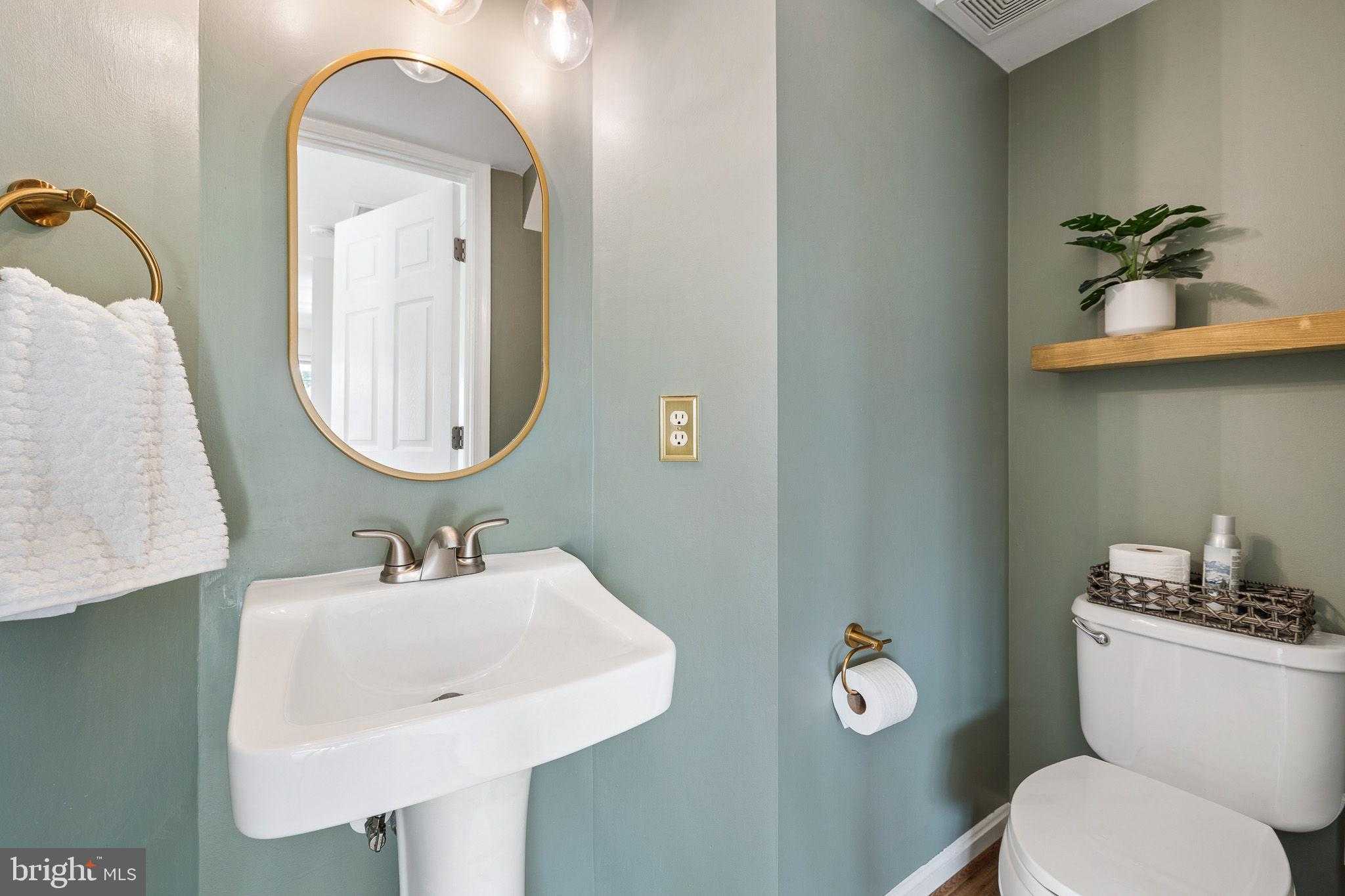 11712 Tolson Pl Apt 304 photo 11