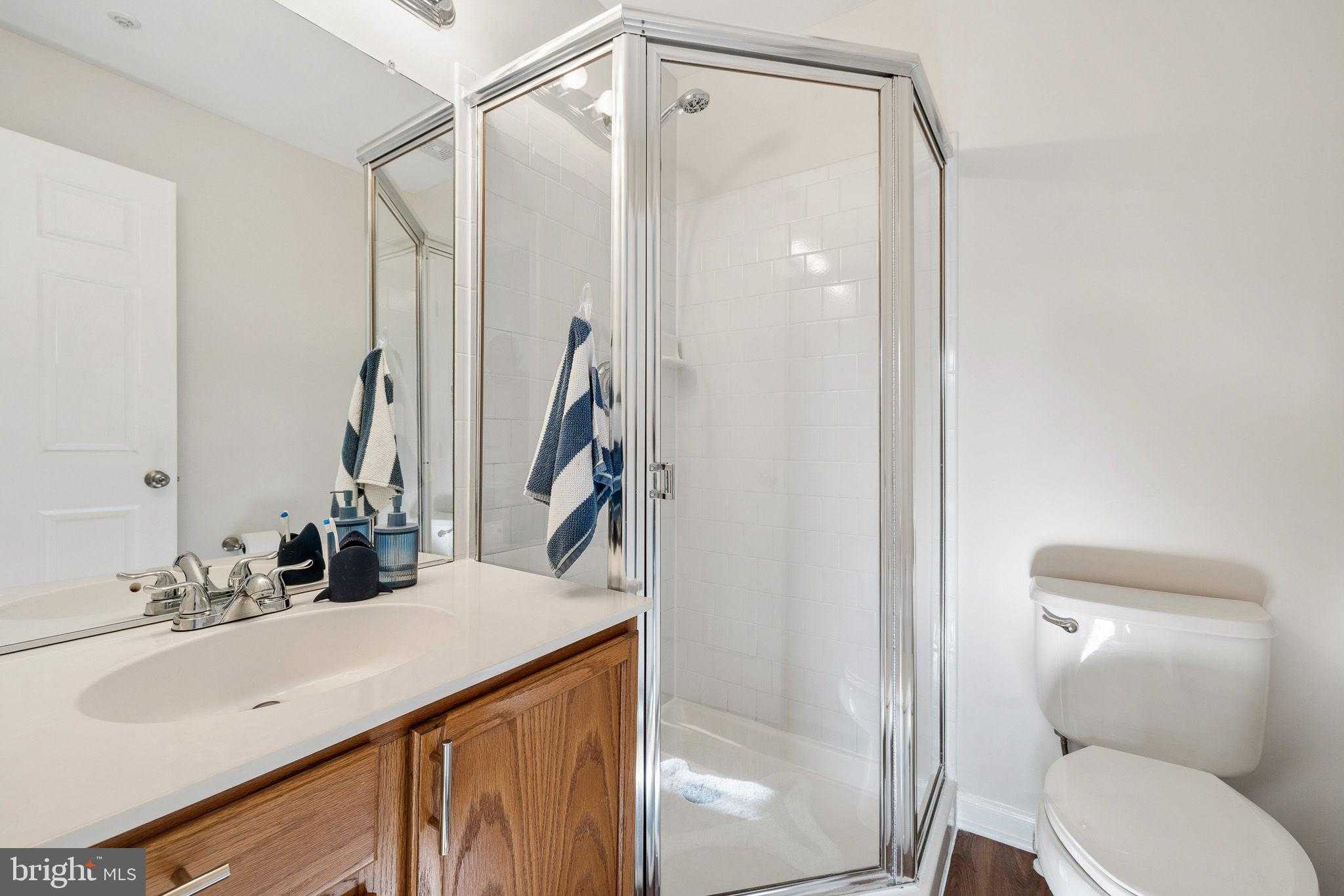 11712 Tolson Pl Apt 304 photo 17