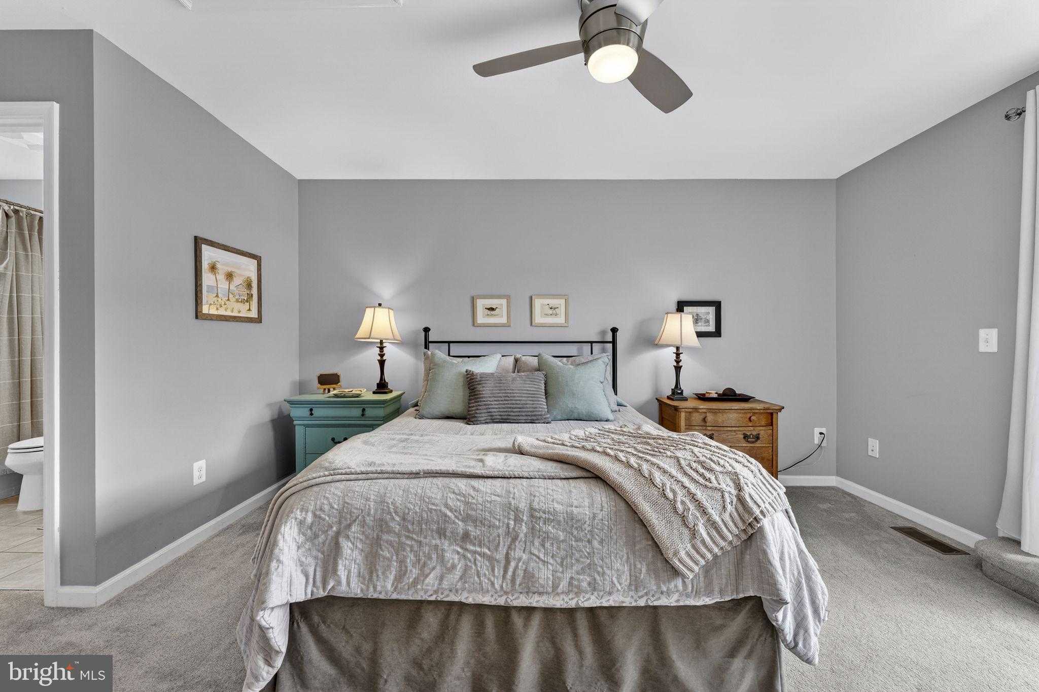 459 Haupt Sq SE photo 48