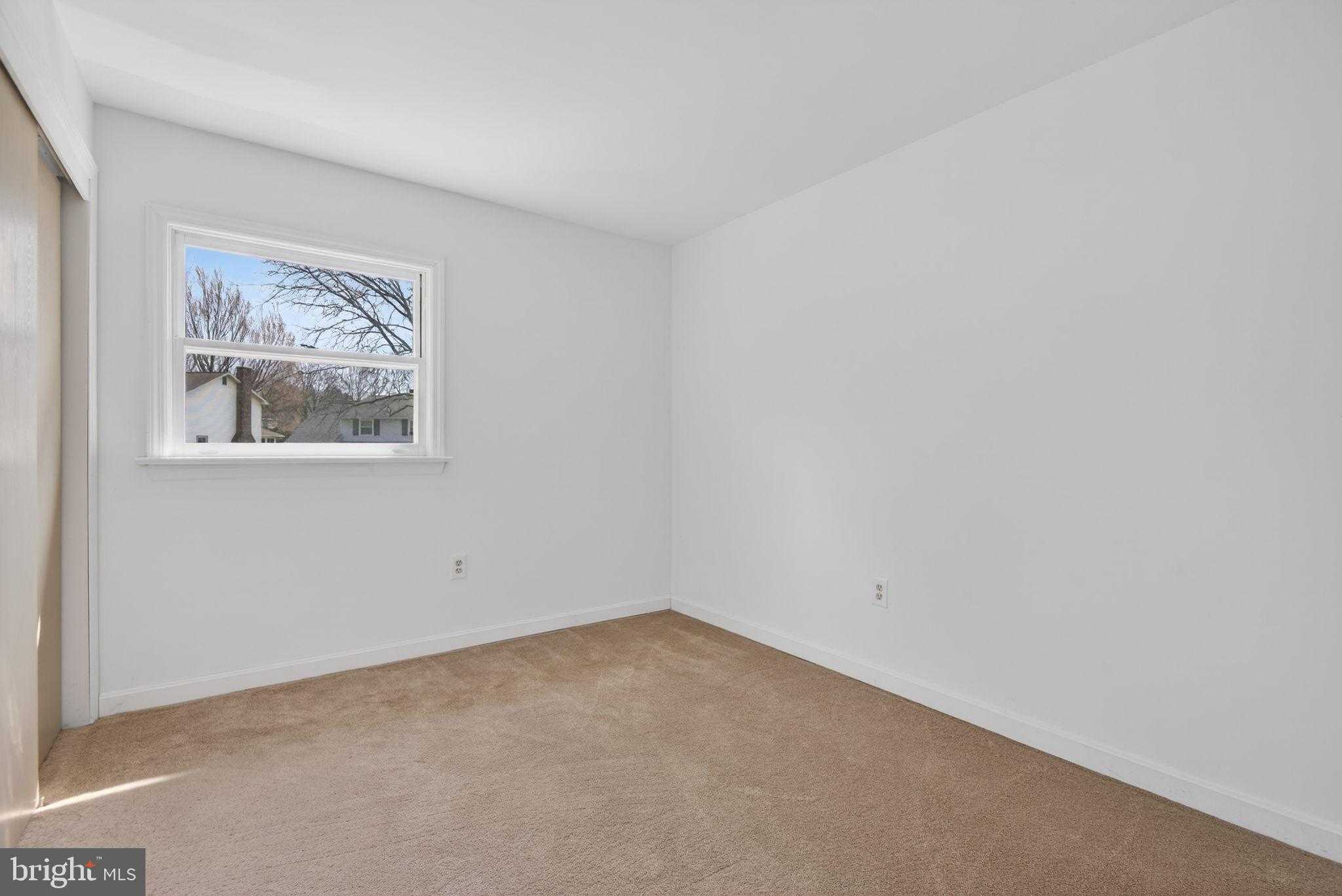 2348 Henbird Ln photo 31