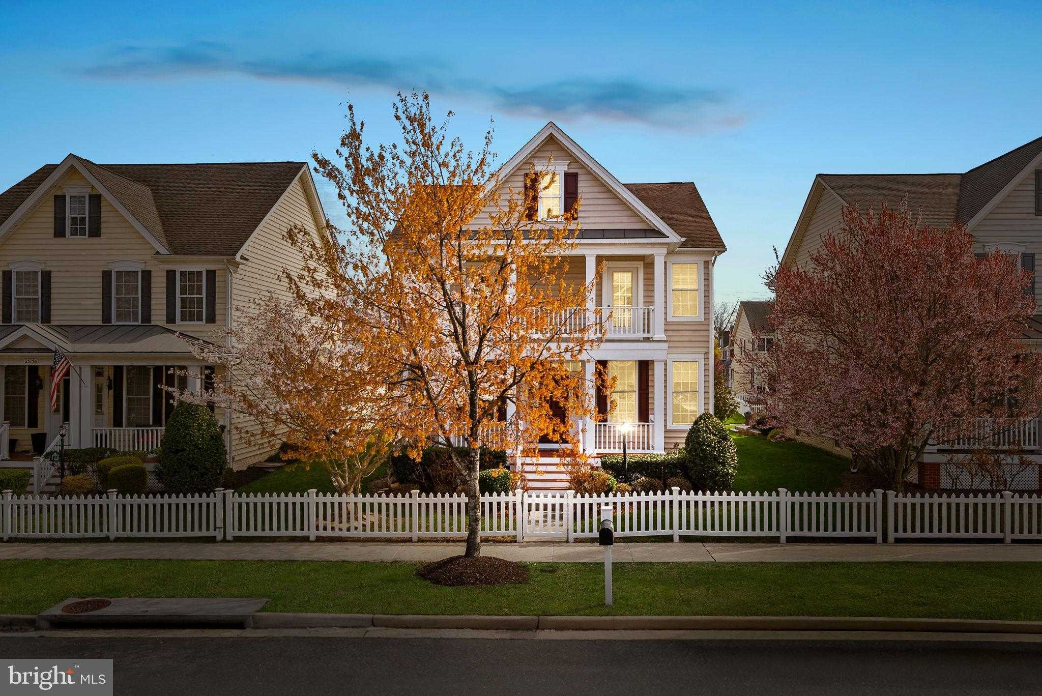 25160 Riding Center Dr, Chantilly