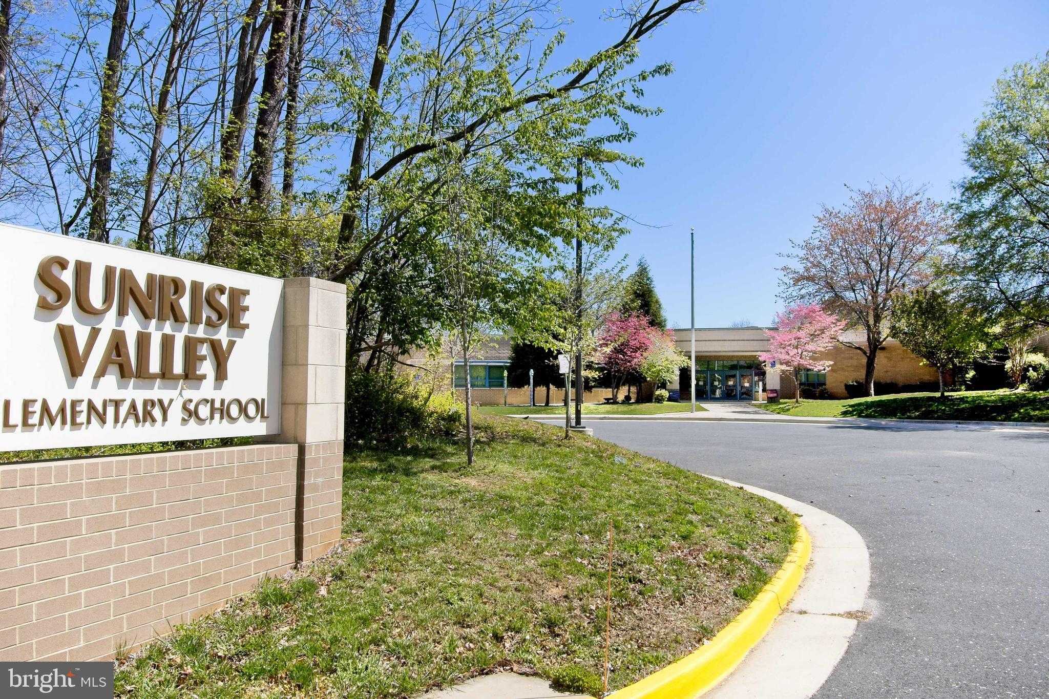 11045 Villaridge Ct photo 32