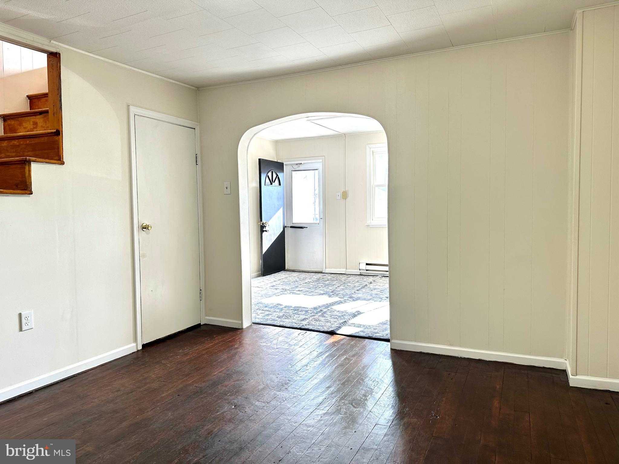 16 Spruce St photo 12