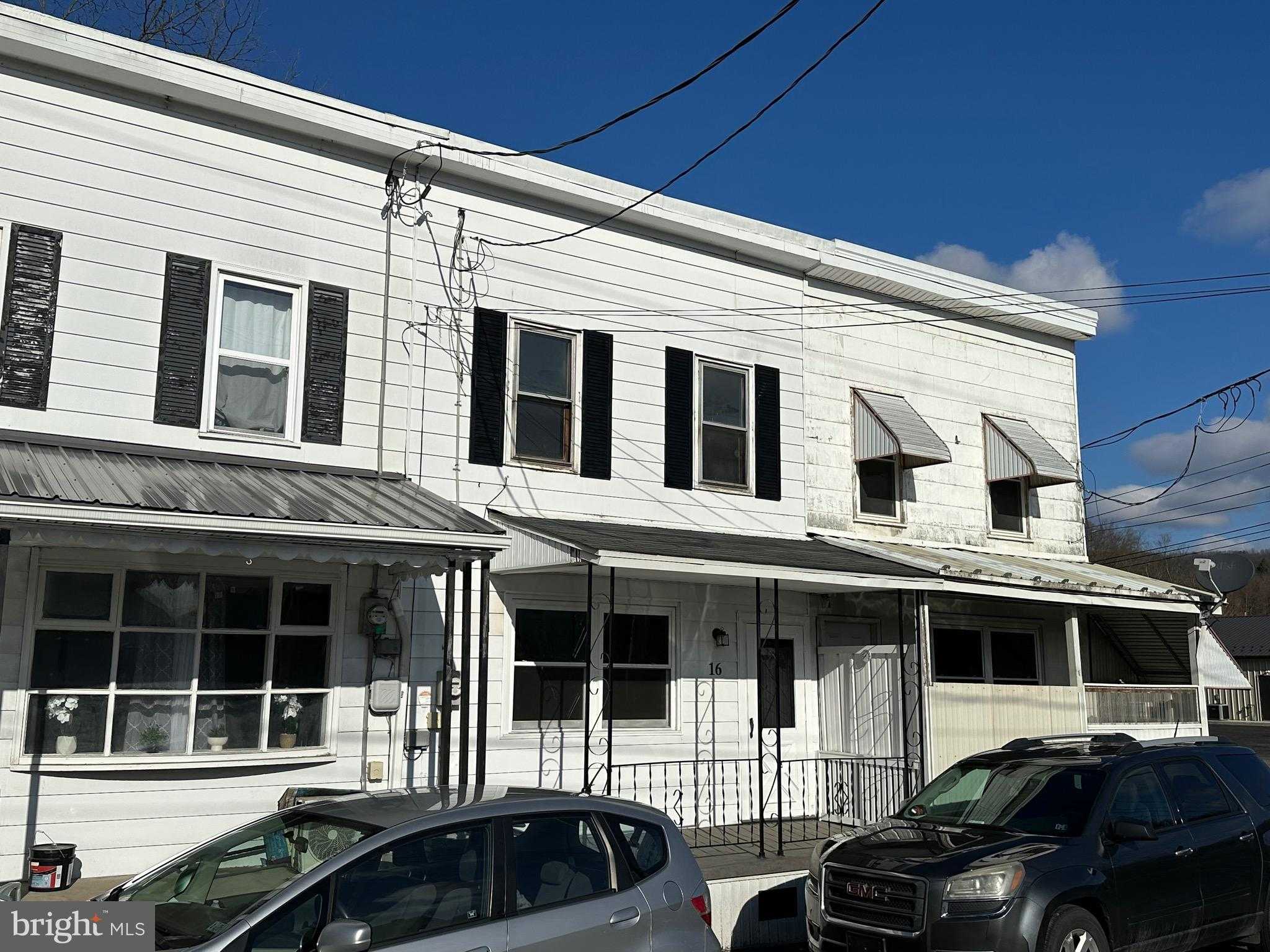 16 Spruce St photo 2