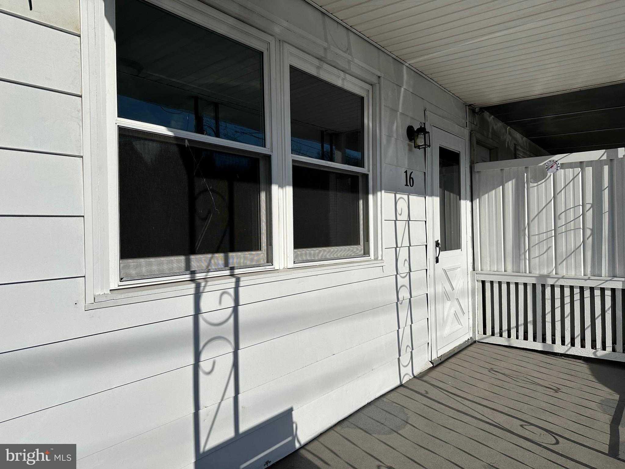 16 Spruce St photo 4