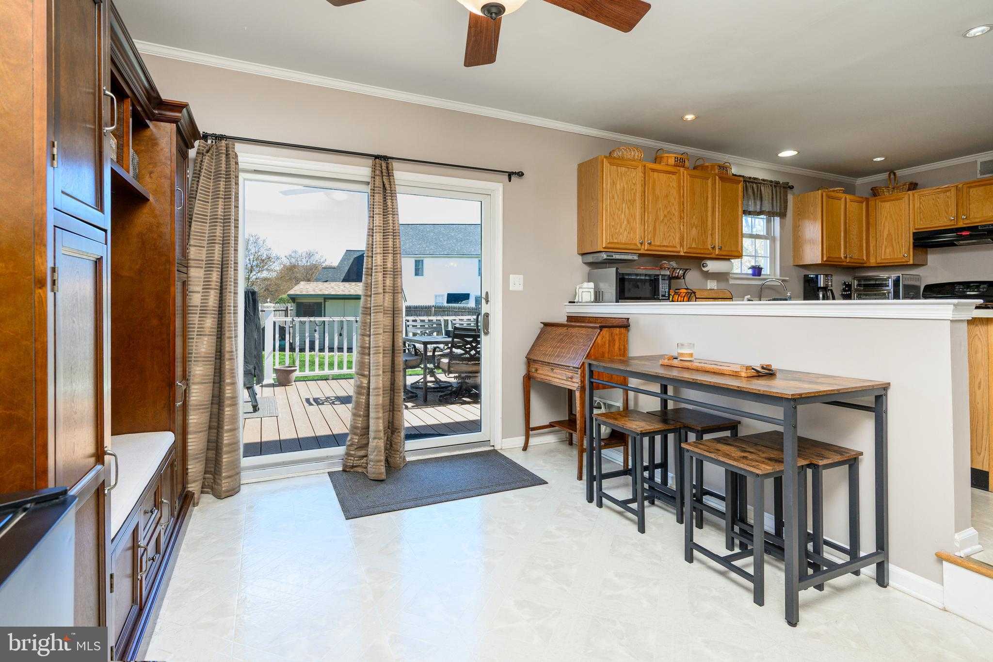 335 Mulberry Dr photo 10