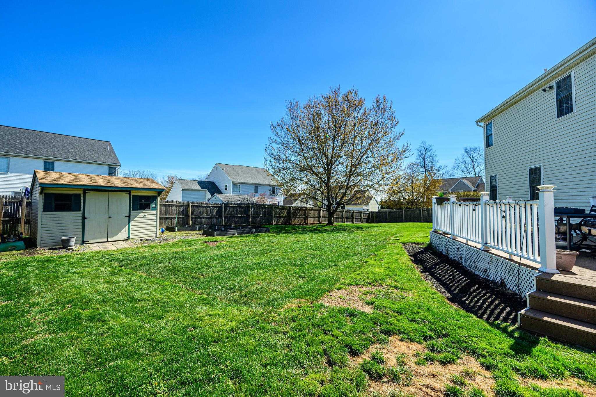 335 Mulberry Dr photo 40