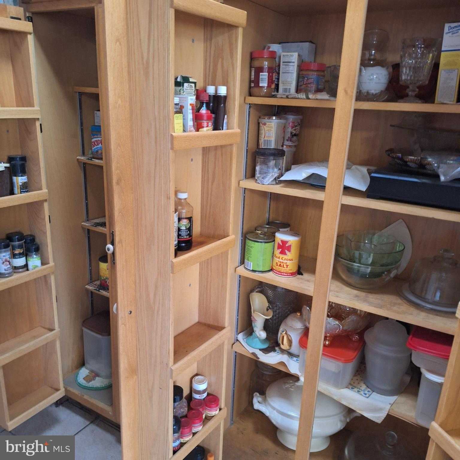 5926 Chichester Ave photo 21