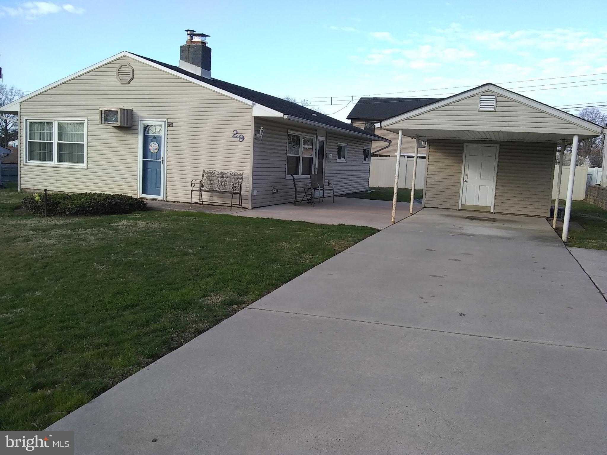 29 Gridiron Rd photo 2