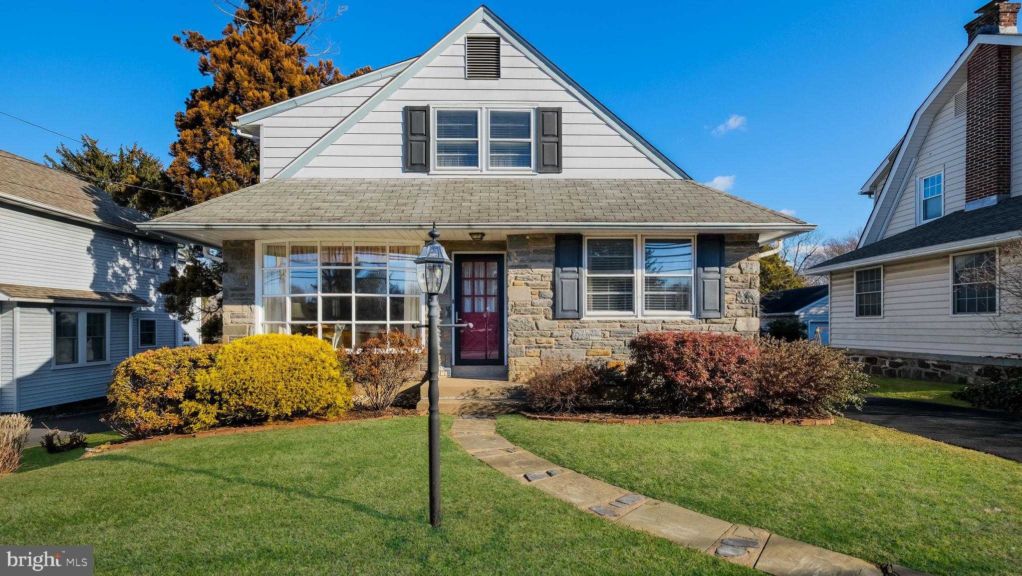 2473 Susquehanna Rd photo 2