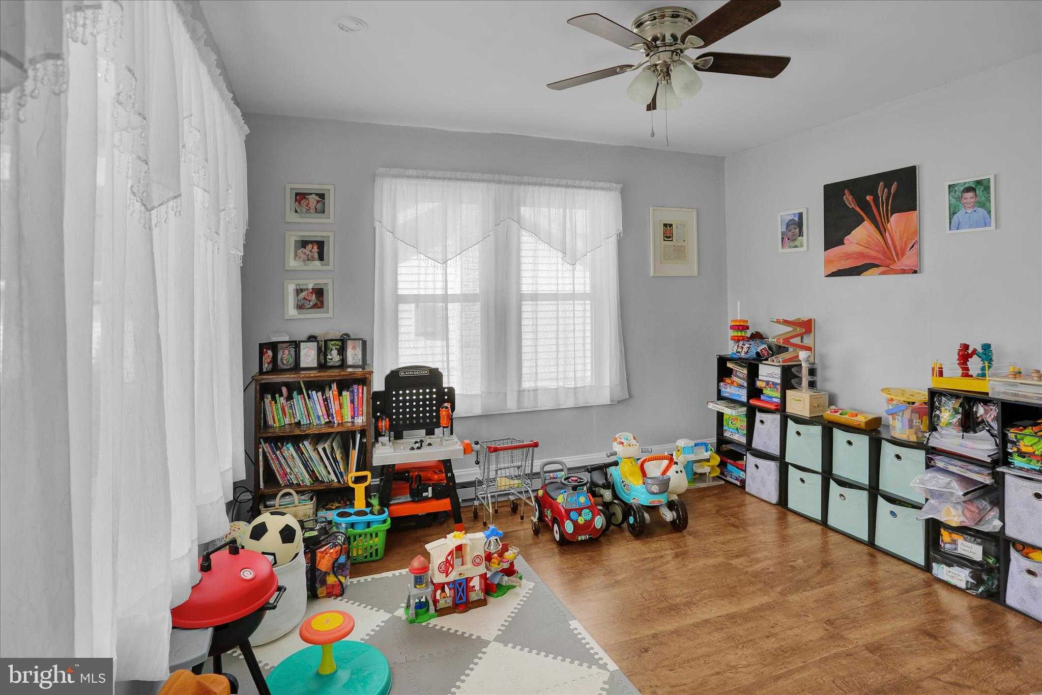 1506 Mount Hope Ave photo 21