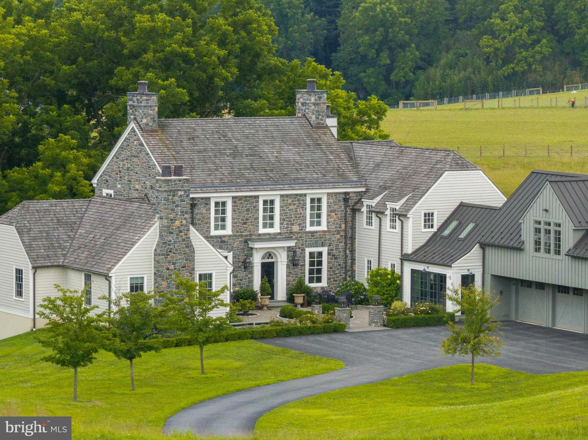 1484 W Strasburg Rd photo 4