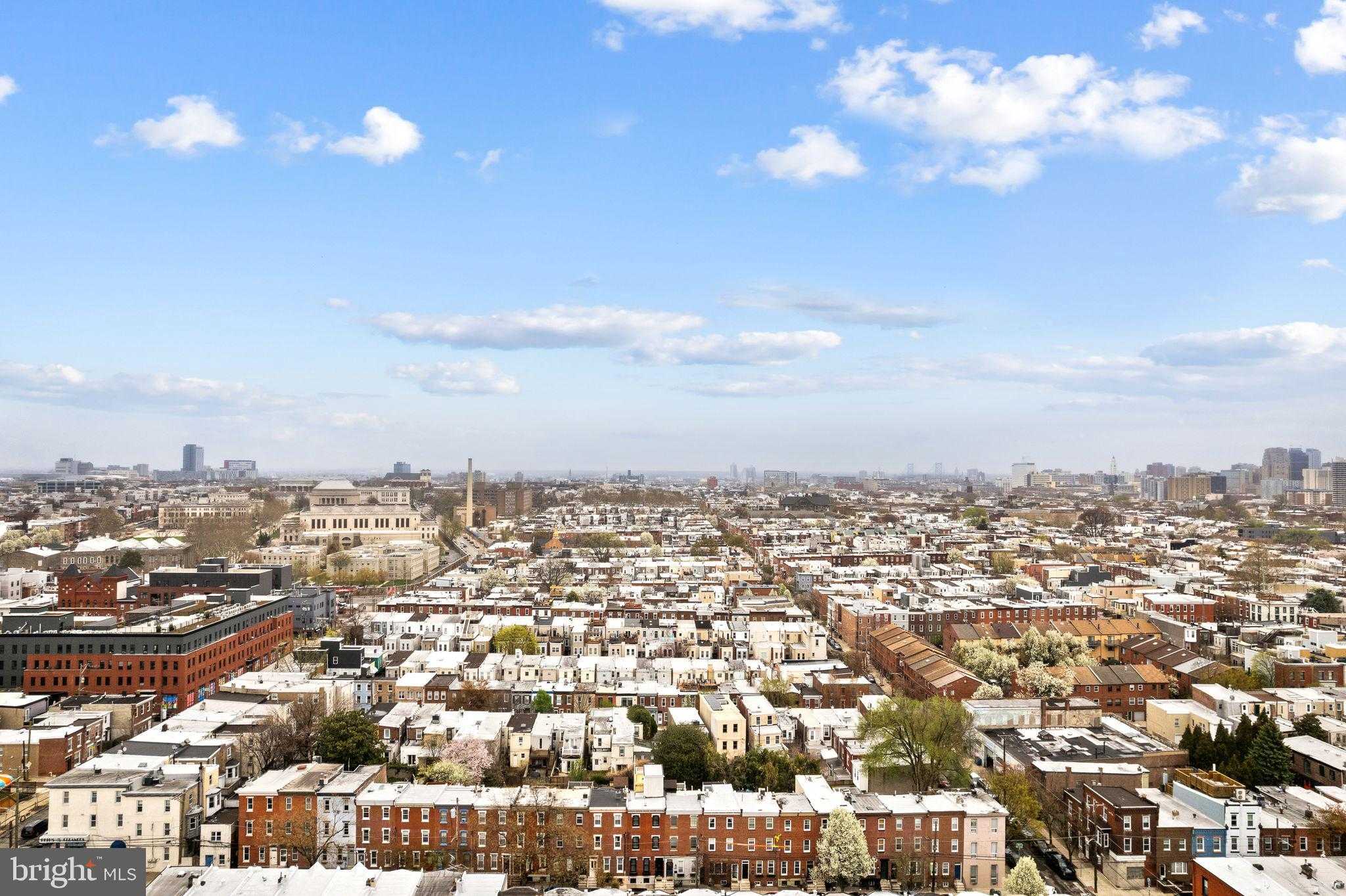 869 N 27th St photo 37