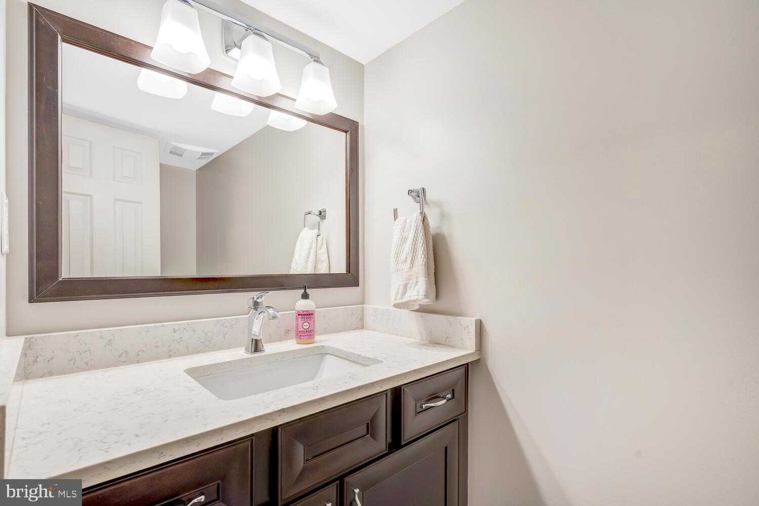 723 Forest Park Rd photo 45