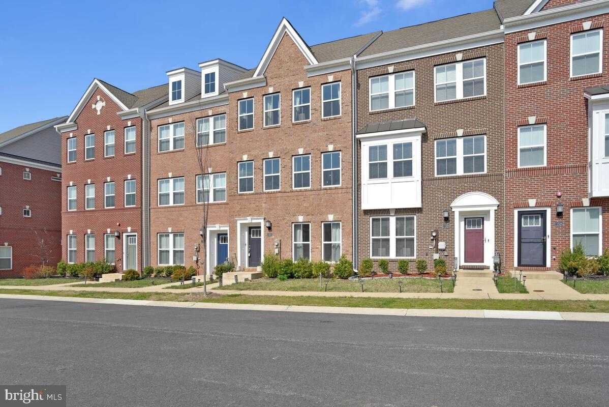 11521 Charlotte Bronte Ln photo 4