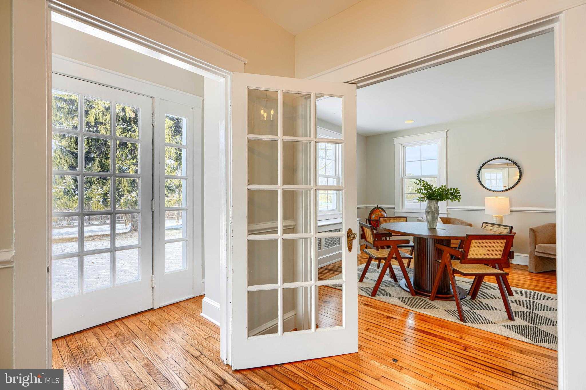 17011 Troyer Rd photo 8