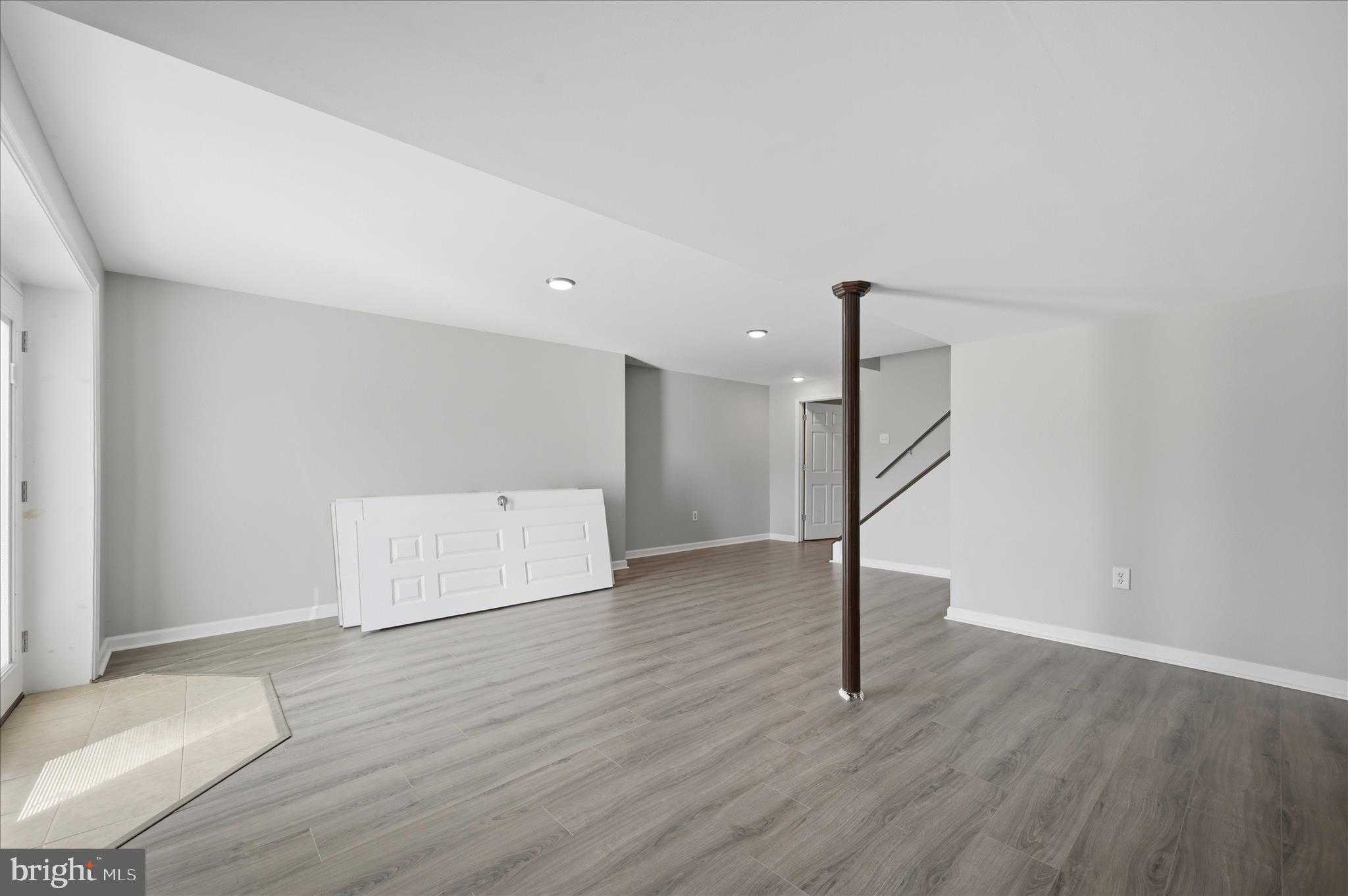 554 Cherry Hill Farm Dr photo 48