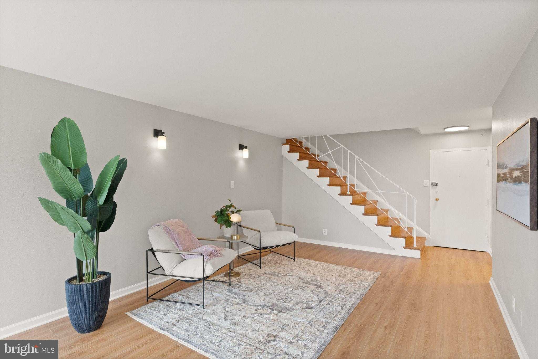 301 N Beauregard St Apt 1103 photo 2