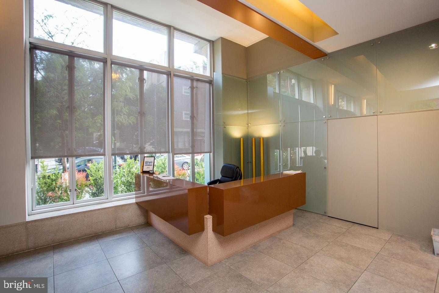 1101 Locust St # 7f photo 4