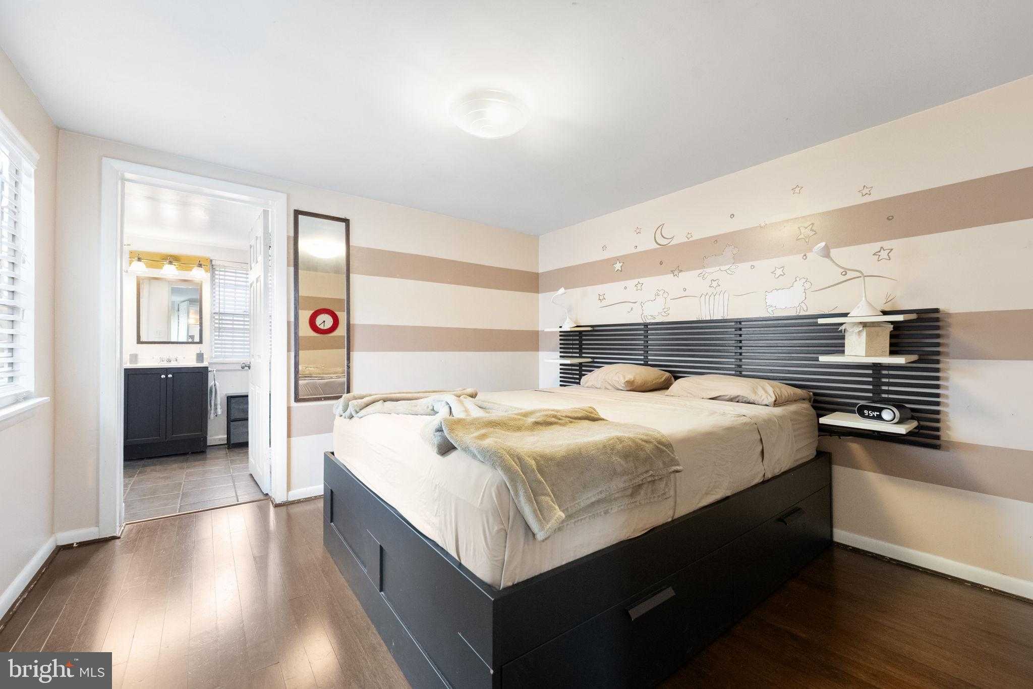 1616 Eastern Ave photo 11