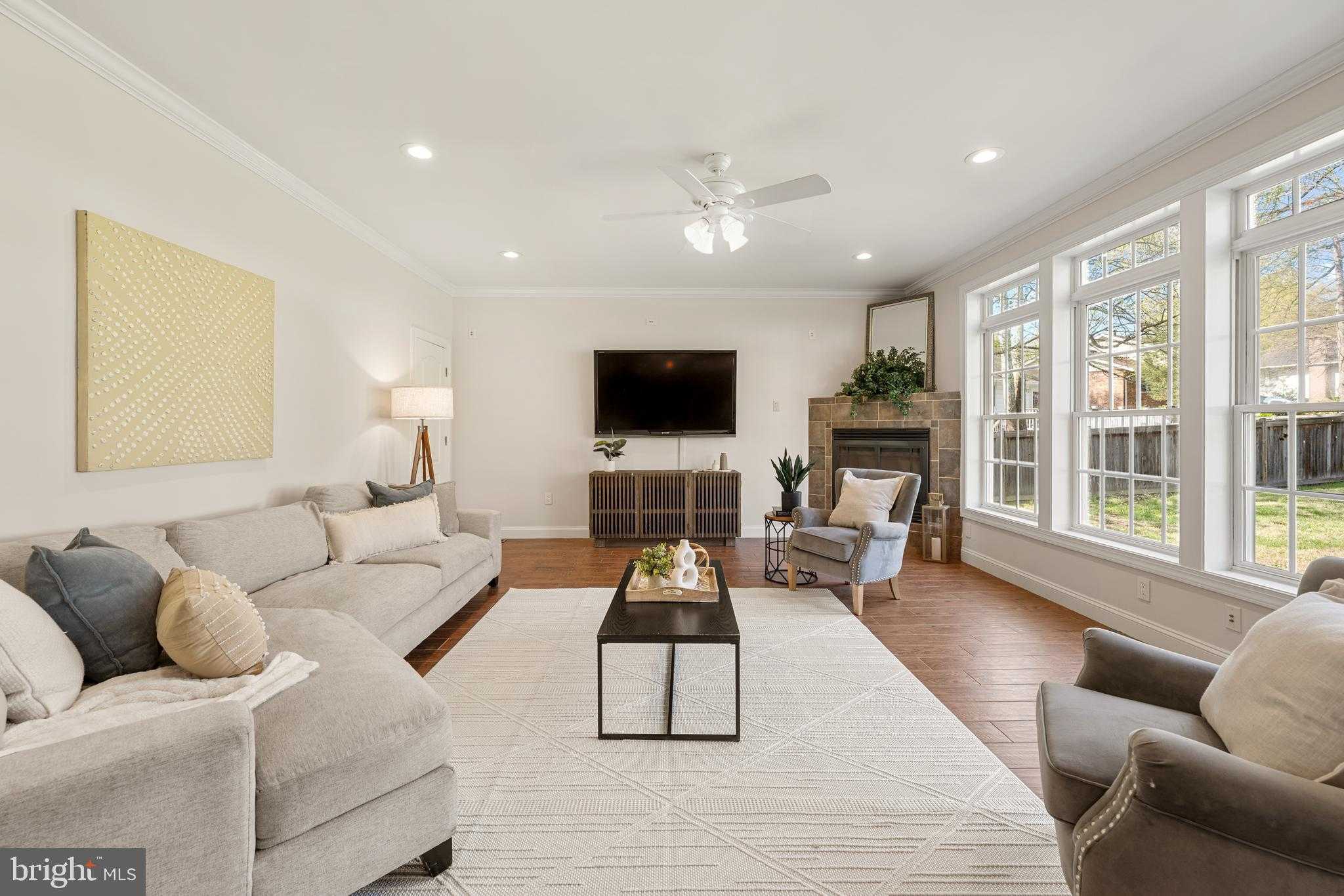 6912 Alpine Dr photo 7