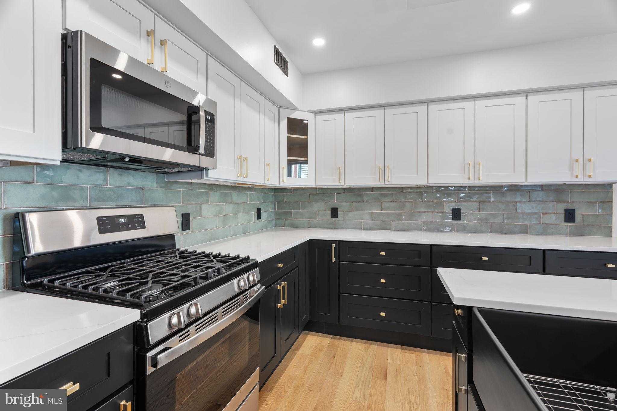 3613 Salmon St photo 14