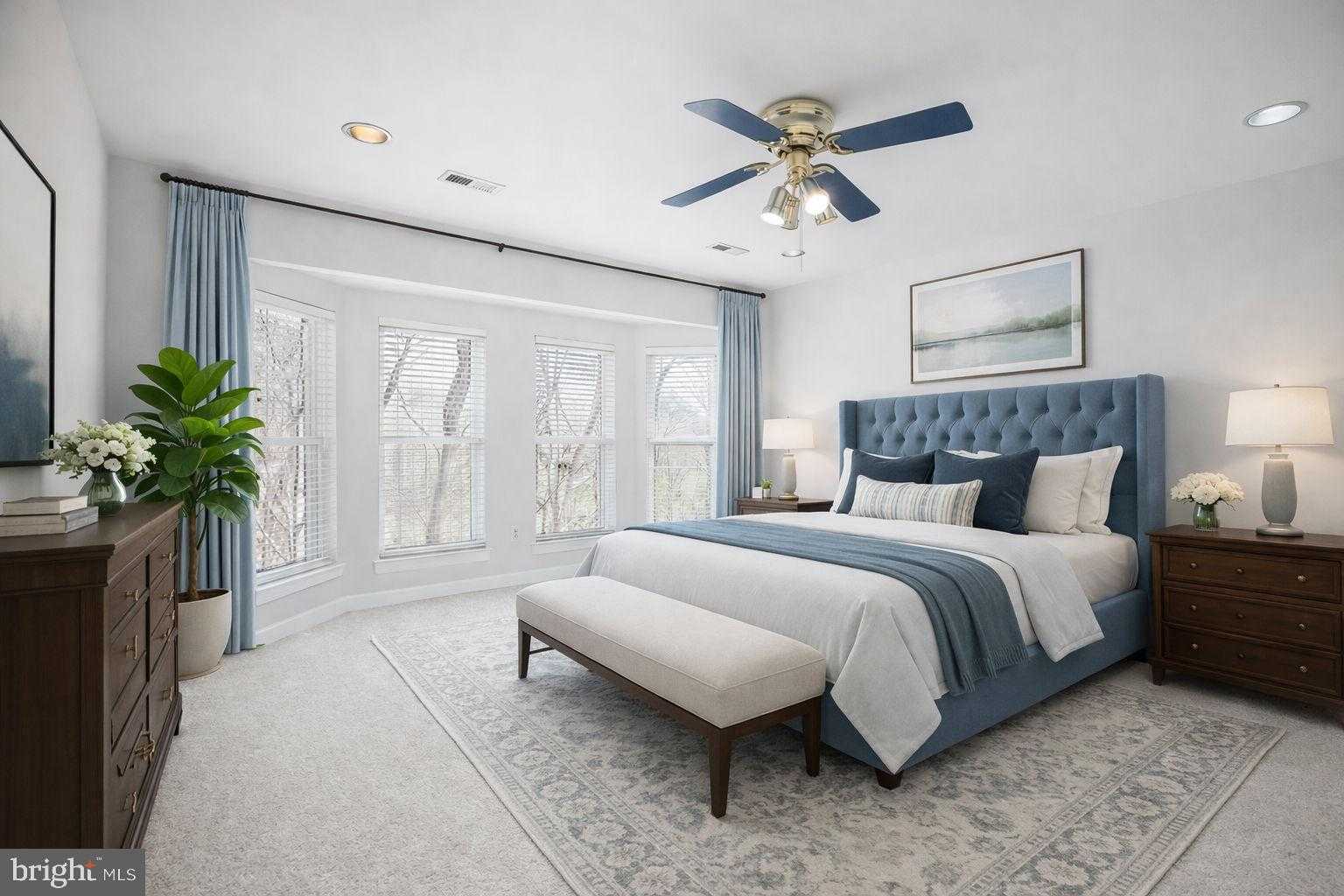 1021 Albert Rennolds Dr photo 3