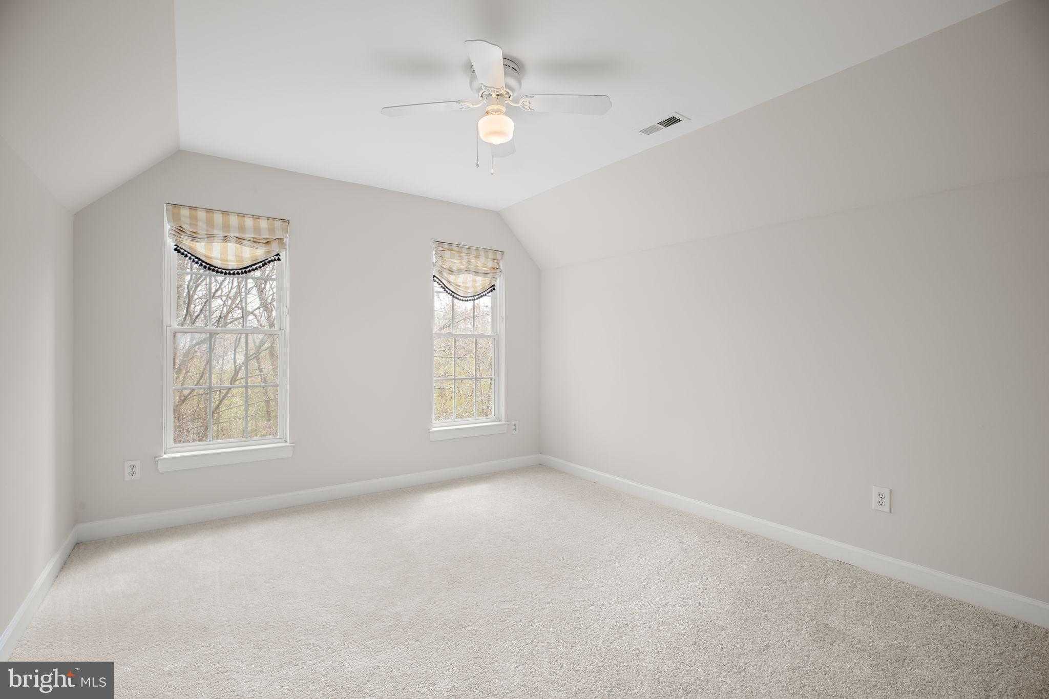 1021 Albert Rennolds Dr photo 36