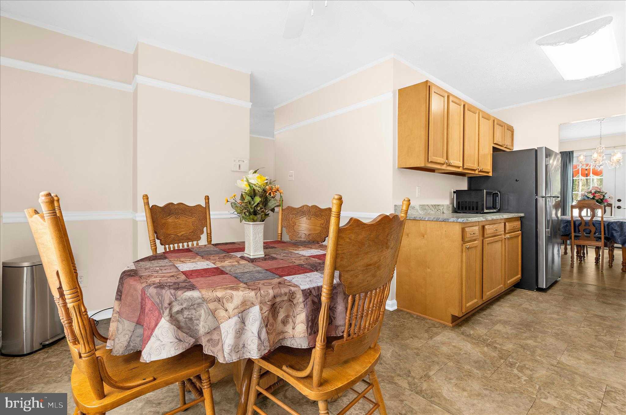 2450 Shawnee Ln photo 5