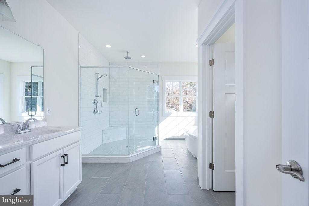 1985 Garrisonville Rd photo 9