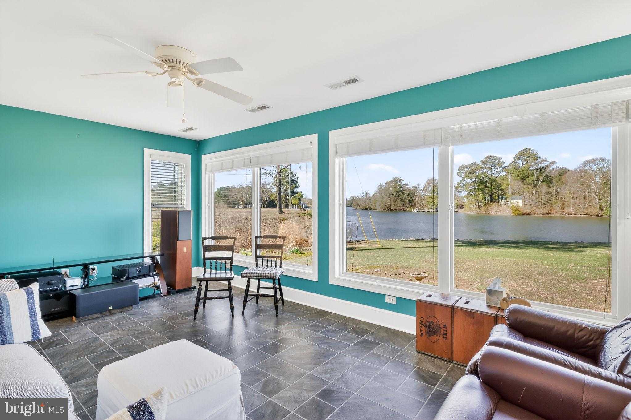 864 Fleeton Rd photo 32