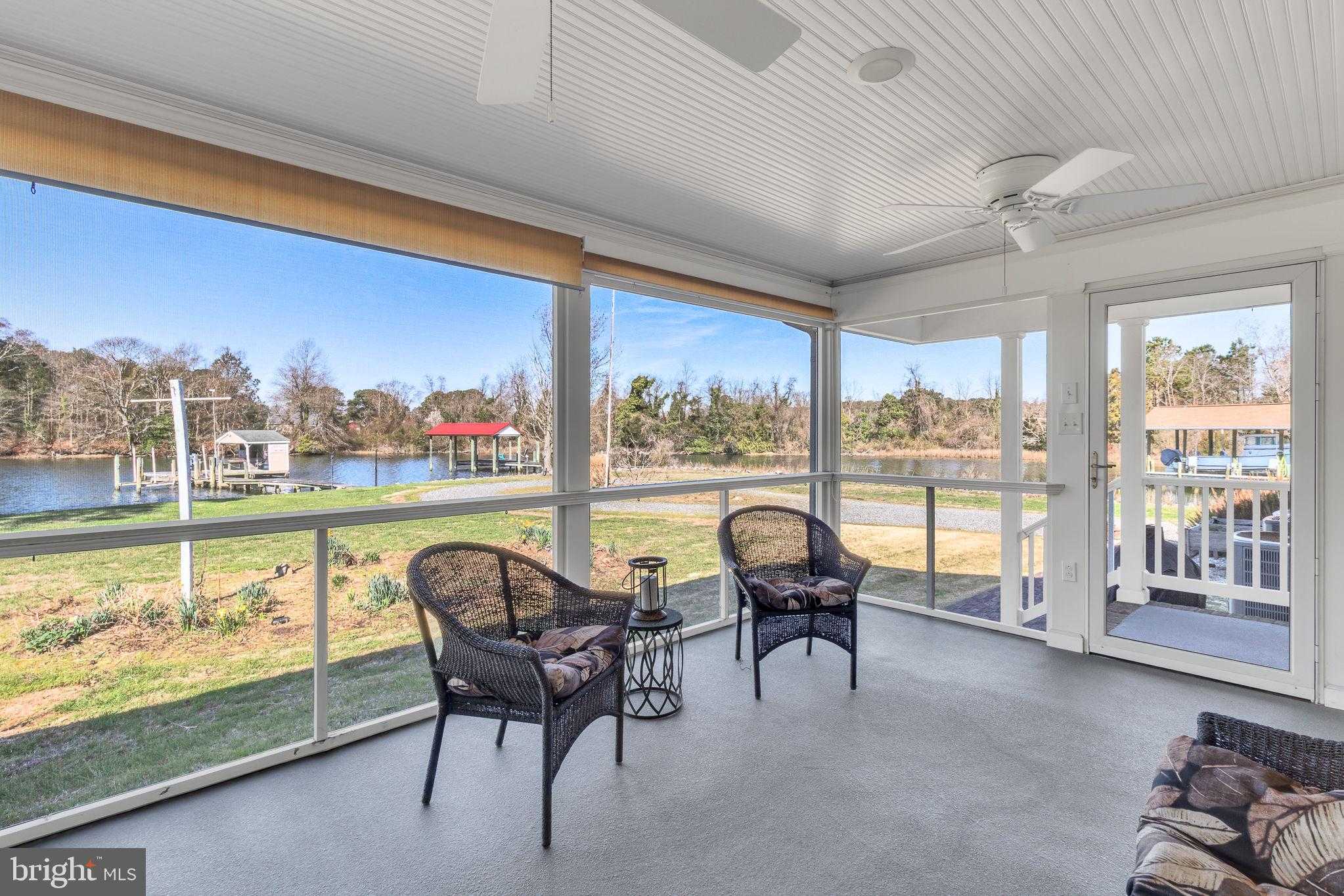 864 Fleeton Rd photo 35