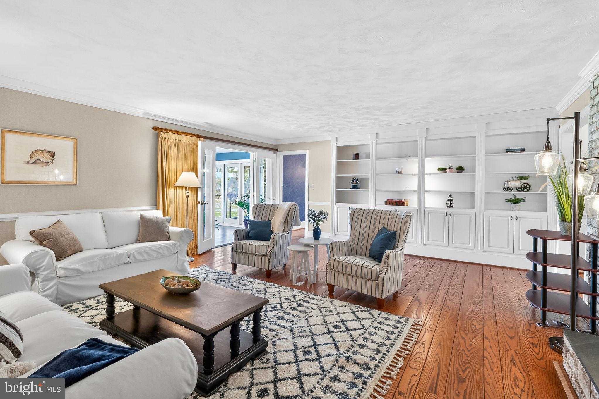 864 Fleeton Rd photo 8