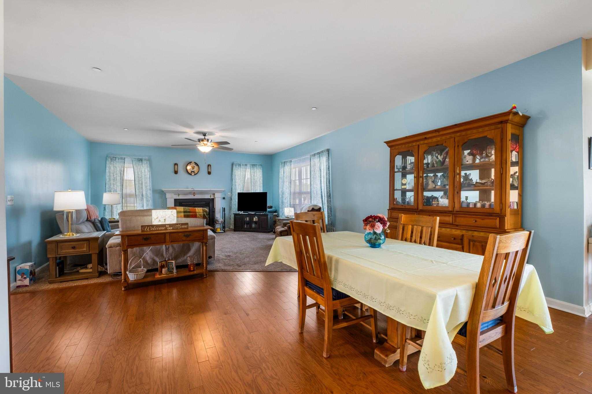 129 Independence CT photo 16