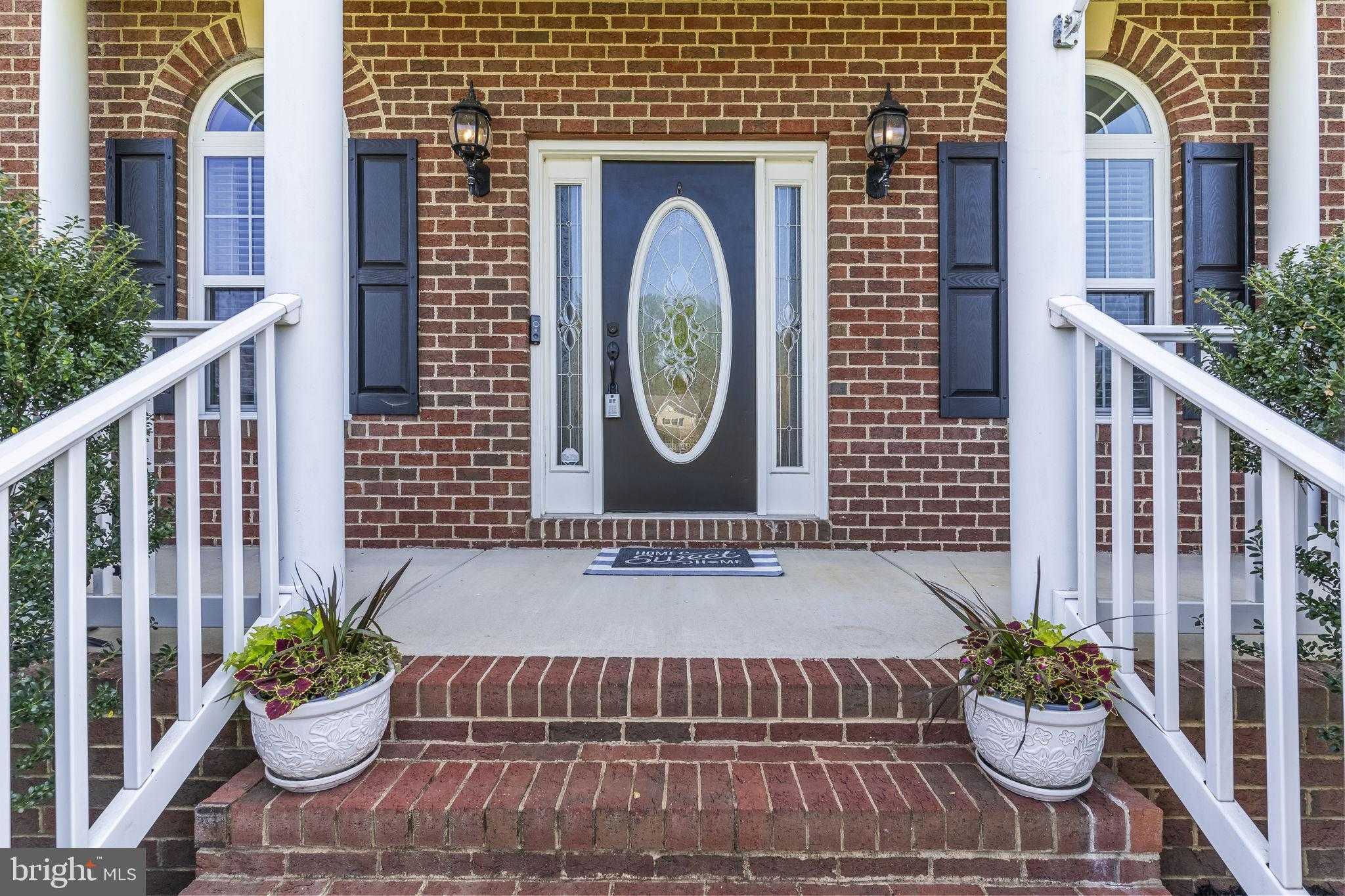 3743 Huntsman Dr photo 3