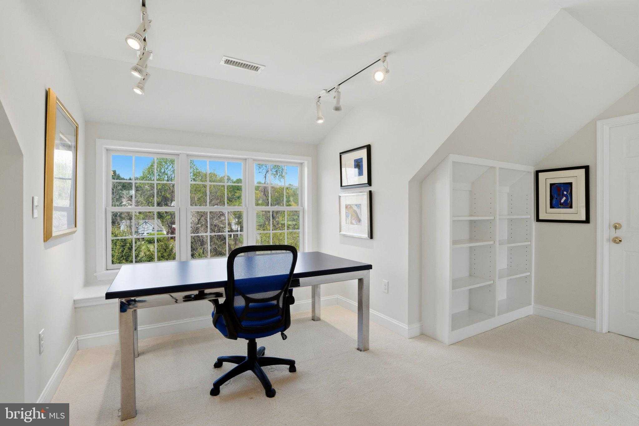 106 Nathaniel Ln photo 39