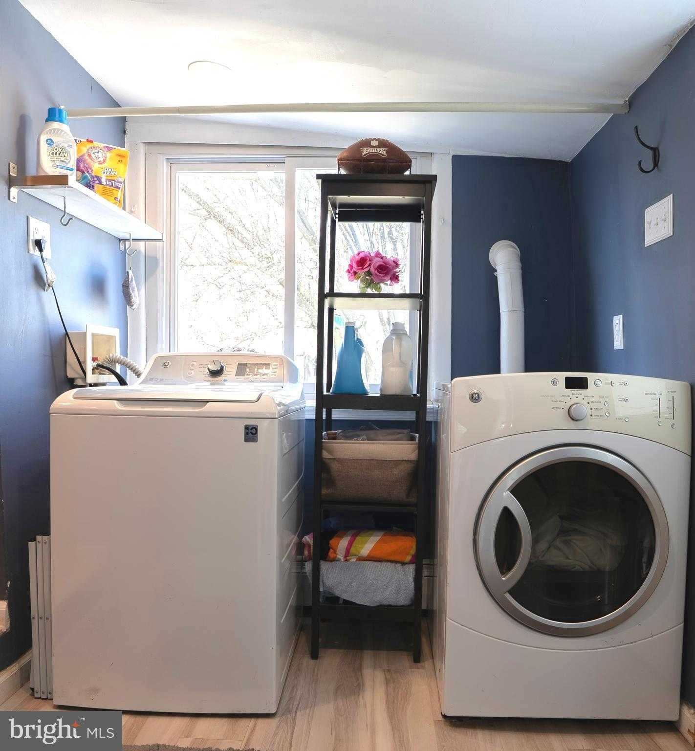 615 Solly Ave photo 16