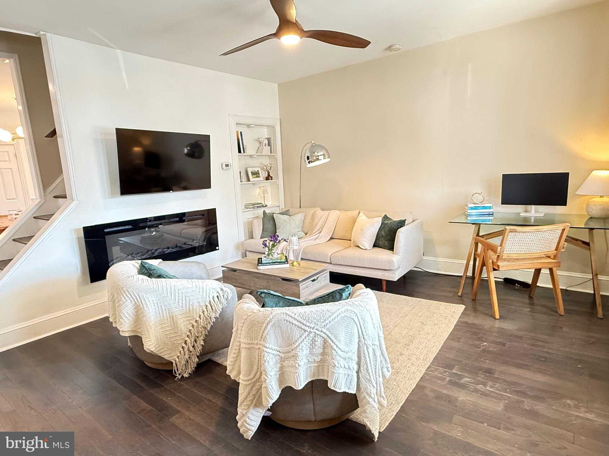 615 Solly Ave photo 37