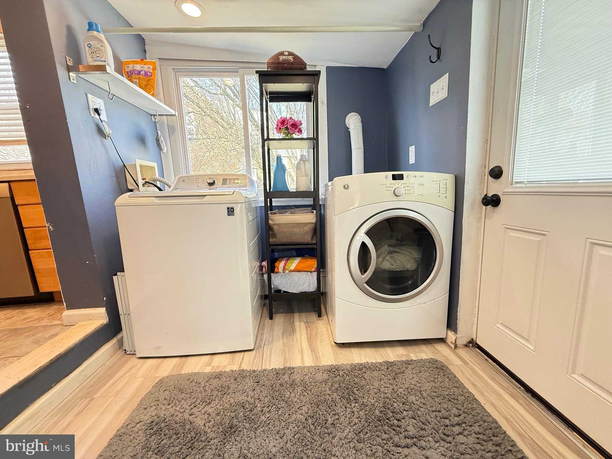 615 Solly Ave photo 43