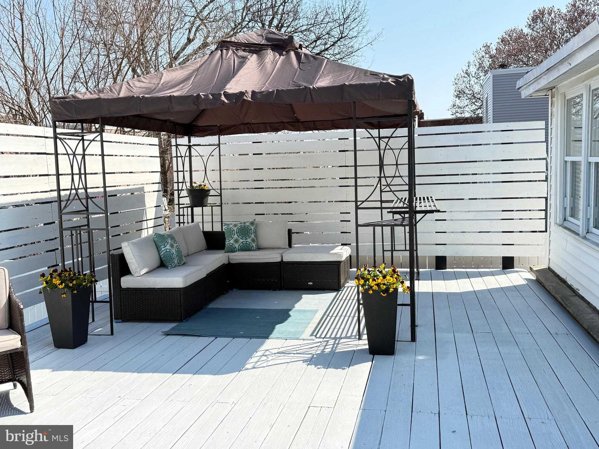 615 Solly Ave photo 50