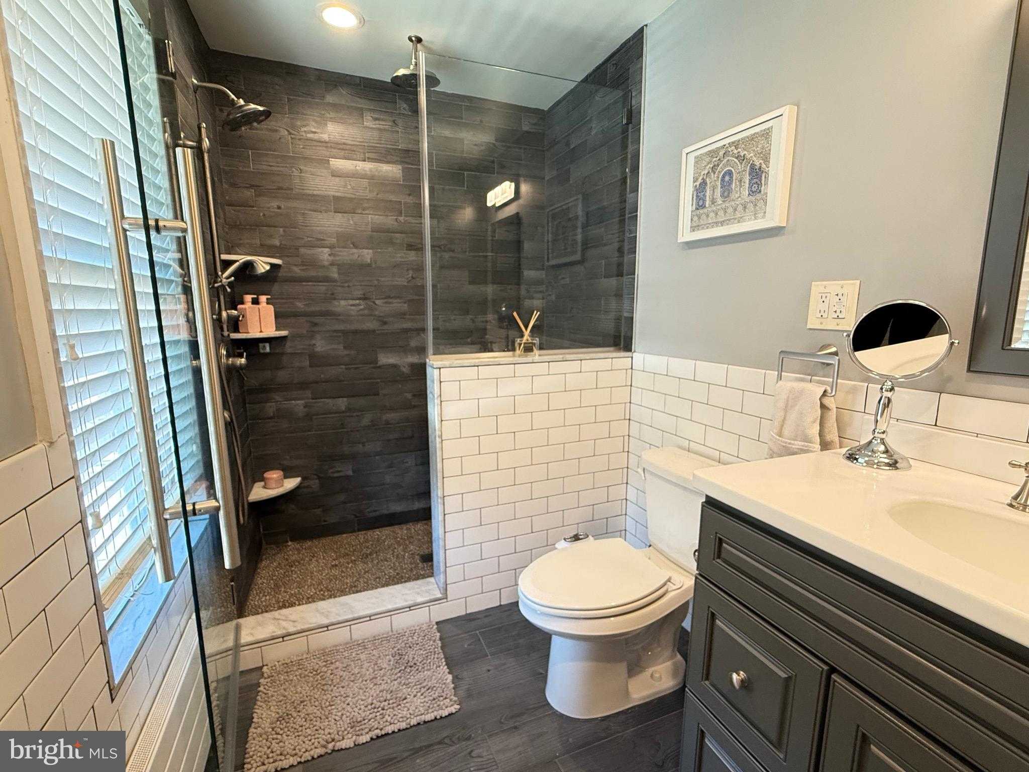 615 Solly Ave photo 53