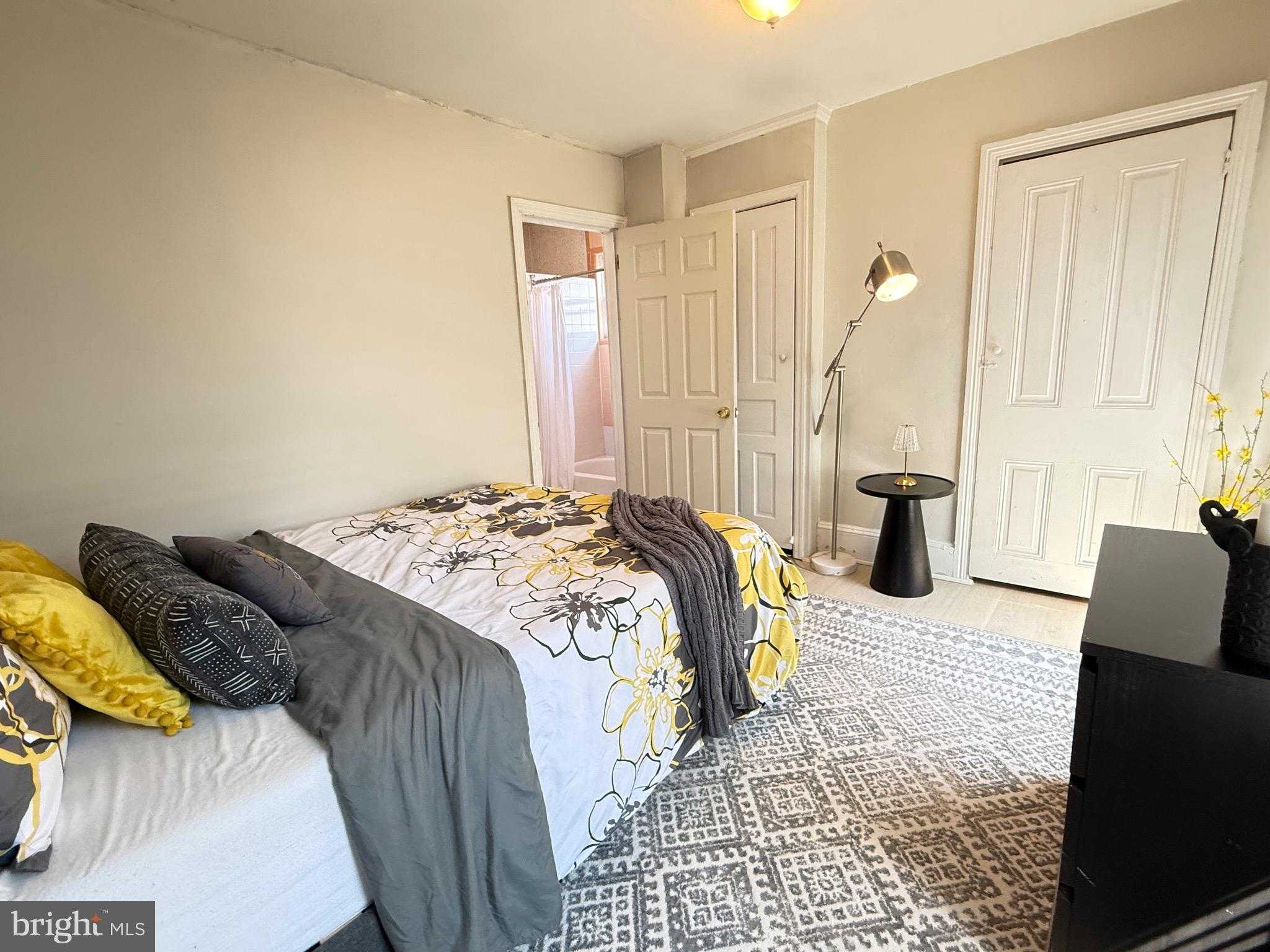 615 Solly Ave photo 55