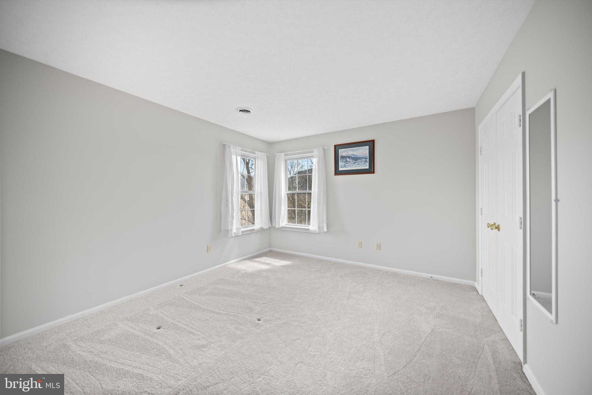 74 Manor Dr photo 30