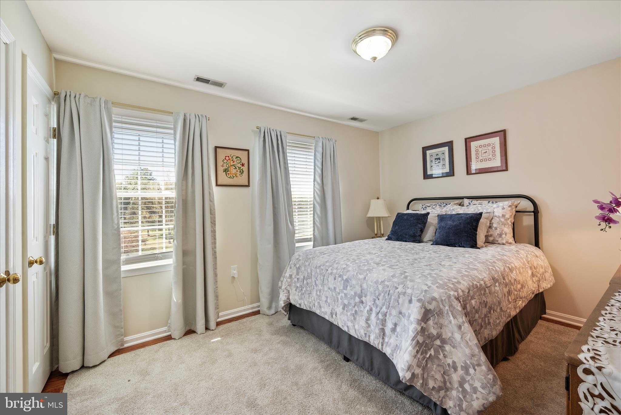 107 Launchris Dr photo 41