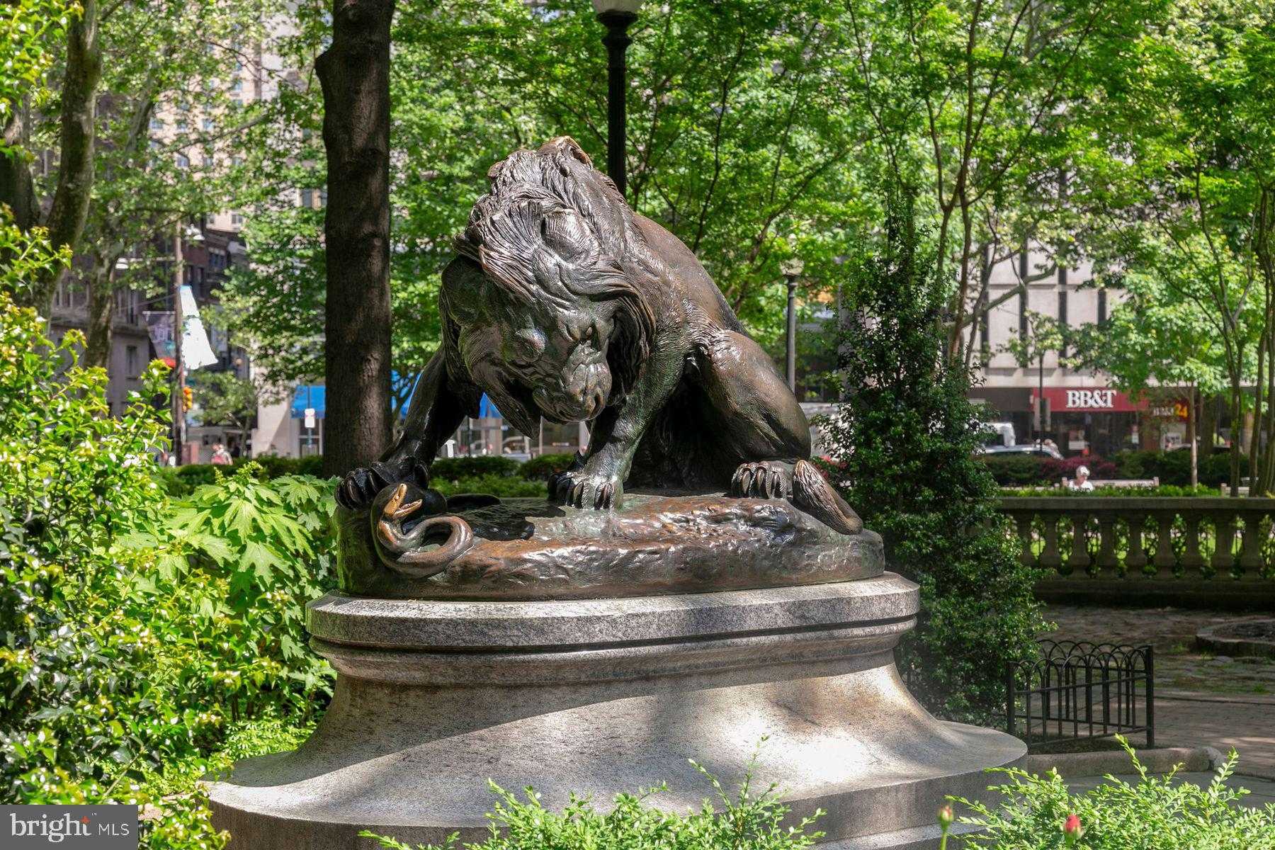 224 W Rittenhouse Sq photo 17