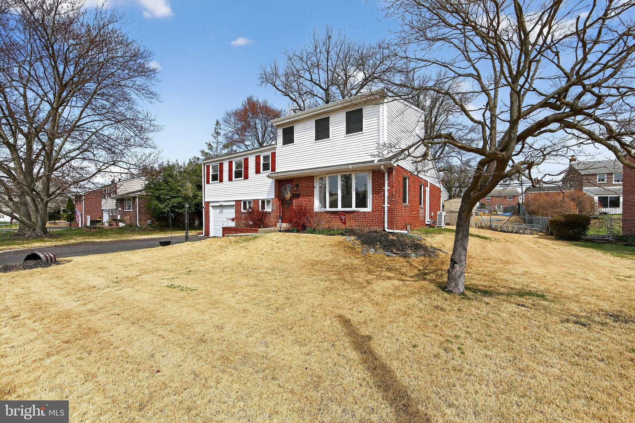 341 Harwicke Rd photo 2