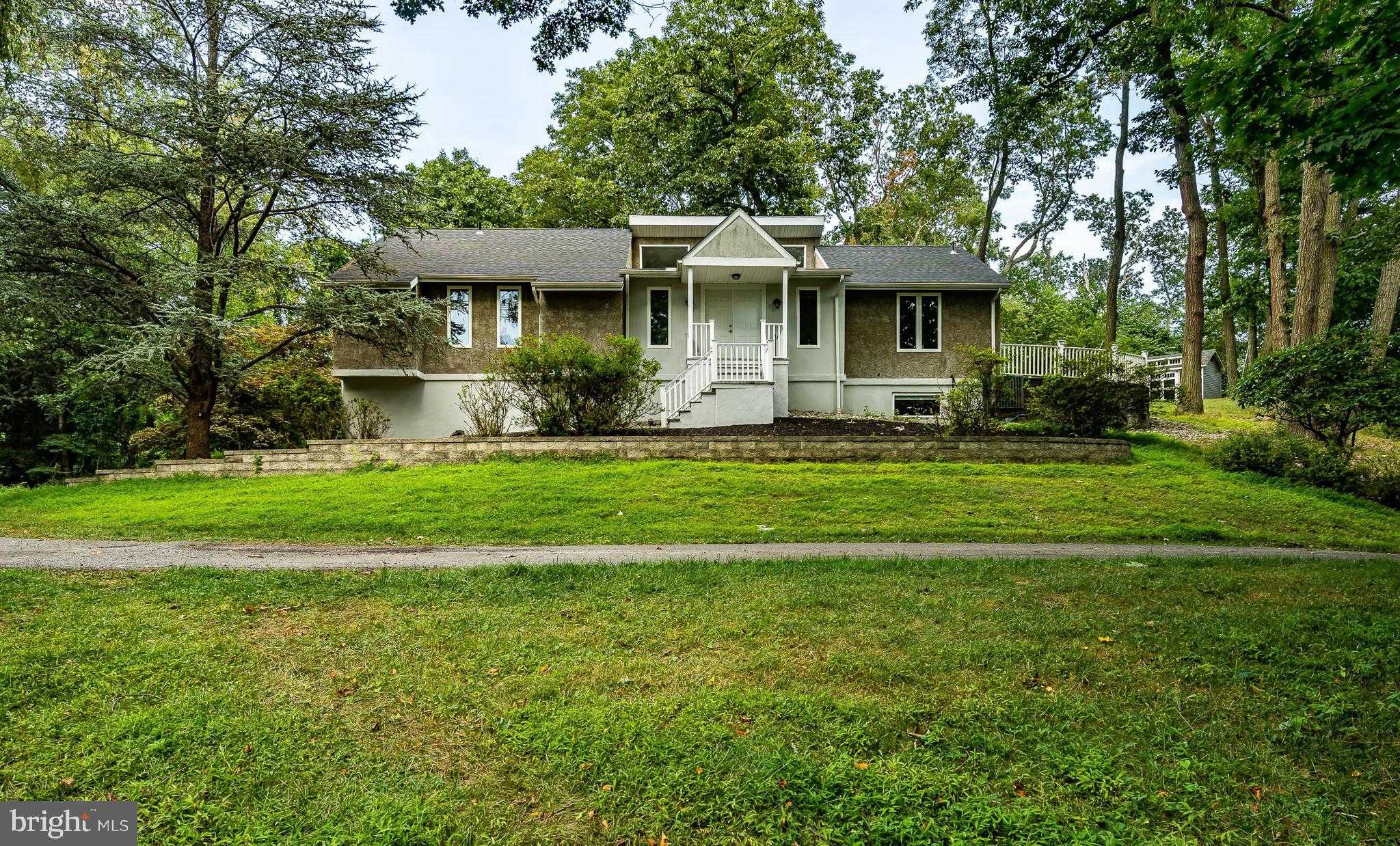 145 Sunset Hollow Rd photo 2